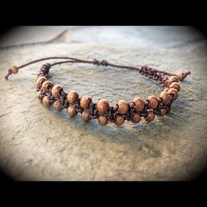 Square knot , wood beads bracelet